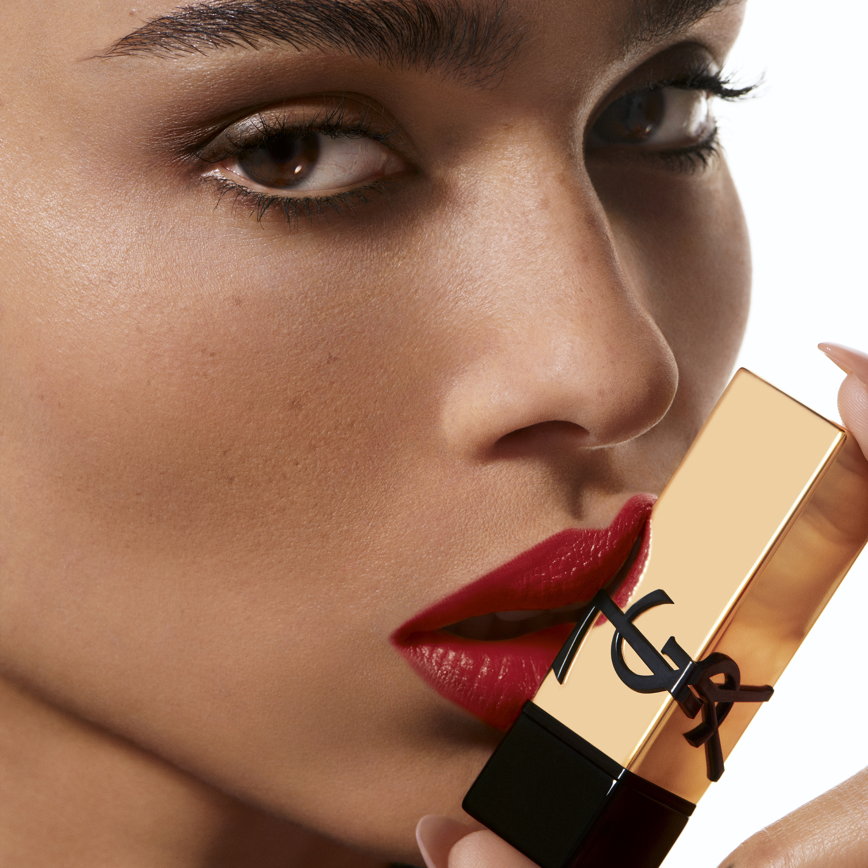 yves_saint_laurent_rouge_pur_couture_satijnen_navulling_3_8_gr___rouge_muse_-_rm___3614273951067_669302_2