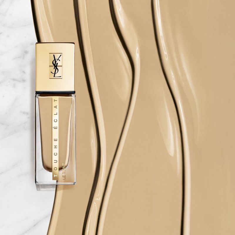 Yves Saint Laurent Touche Éclat Le Teint Foundation B30 - Almond