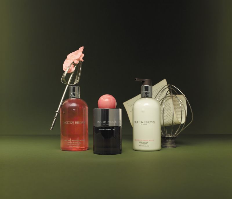 Molton Brown Delicious Rhubarb & Rose  Douchegel 300 ml